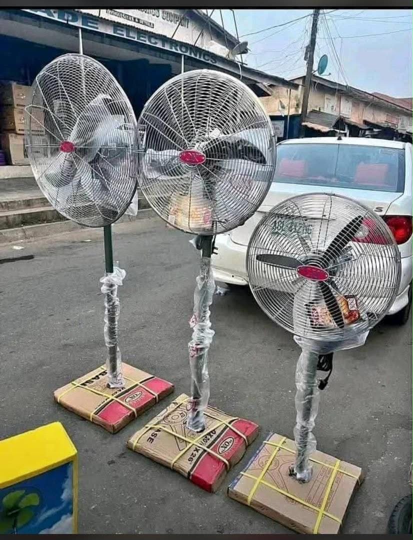 18' INDUSTRIAL OX FAN